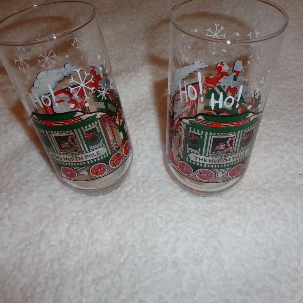 The North Pole Coca-Cola Christmas Vintage Drinking Glasses (set of 2)